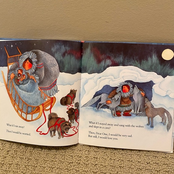 2 x “Mom” Hardcover books - Picture 2 of 10